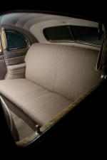 Oldsmobile Six Touring Sedan 1938 года